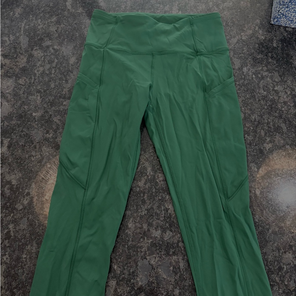 Lululemon Fast and Free High-Rise Tight 25", size 4